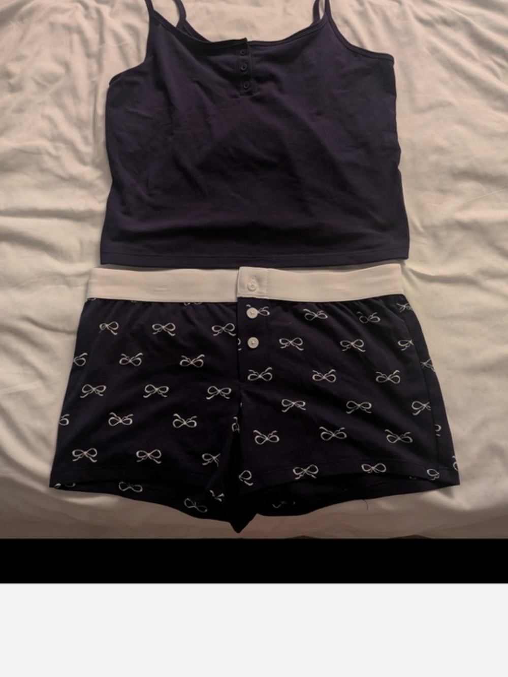 Women's Pajama Set Navy Blue And White Bows Tank Top and Shorts Like New